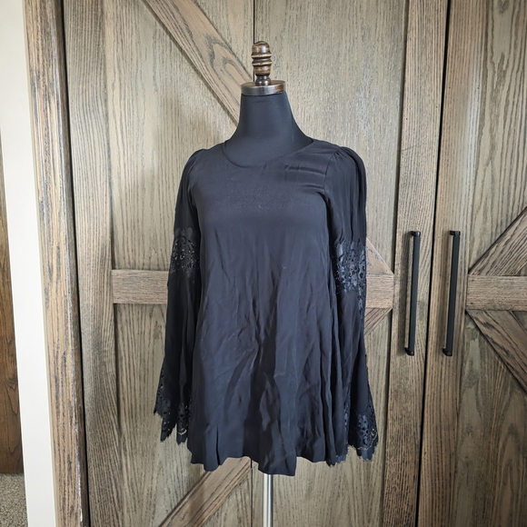 For Love And Lemons Tops - For Love And Lemons Black Lace Sleeve Blouse